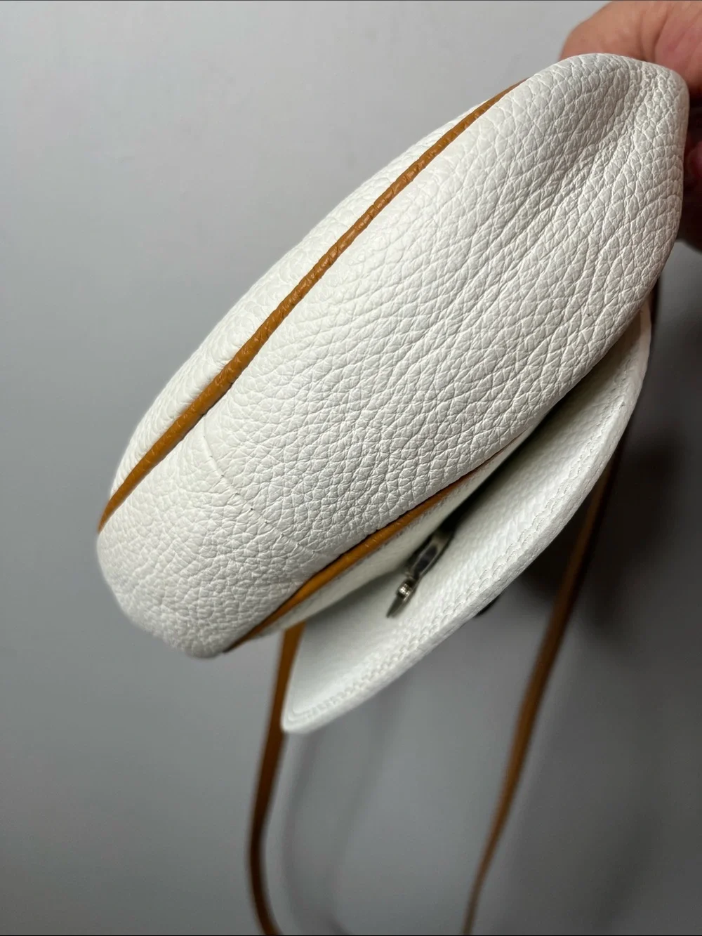 Borse in Pelle leather Italian Bag EUC white & tan Crossbody